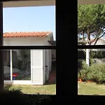 Santa Cruz House Areias (Lisbon)