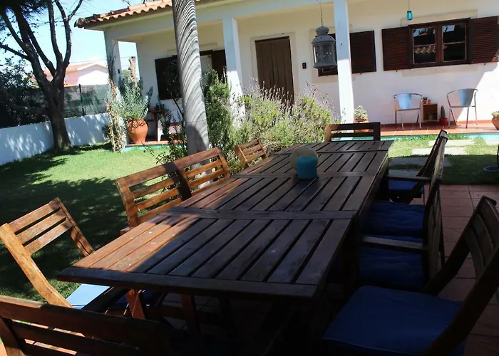 Santa Cruz House * Areias (Lisbon)